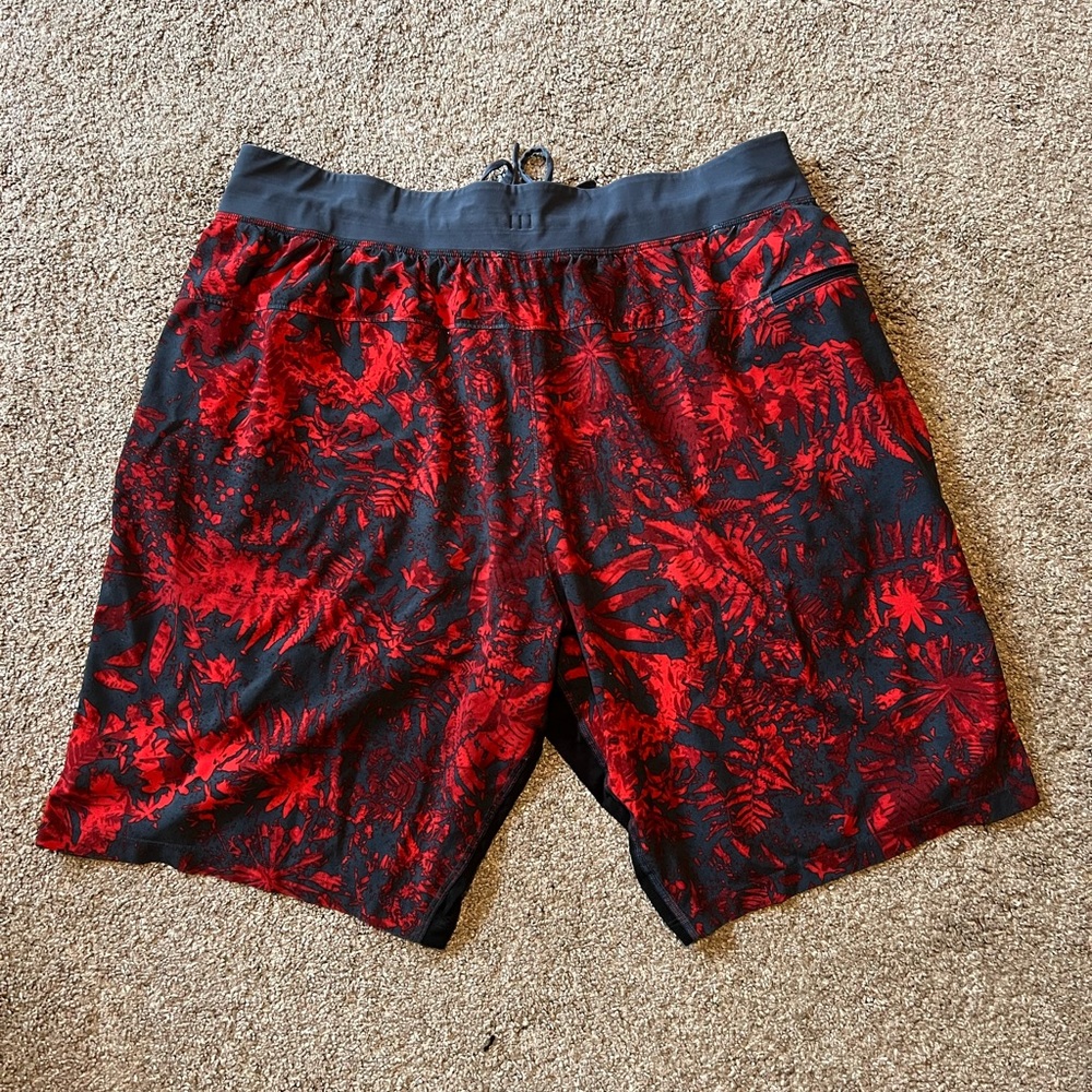 Lululemon Men’s Red and Gray Tropical Print Shorts
